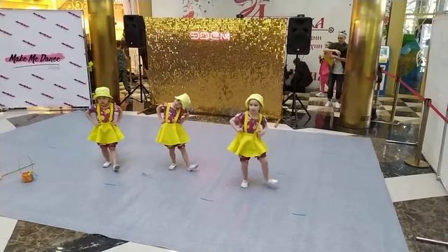 Make me Dance трио Вместе весело гулять смотреть онлайн