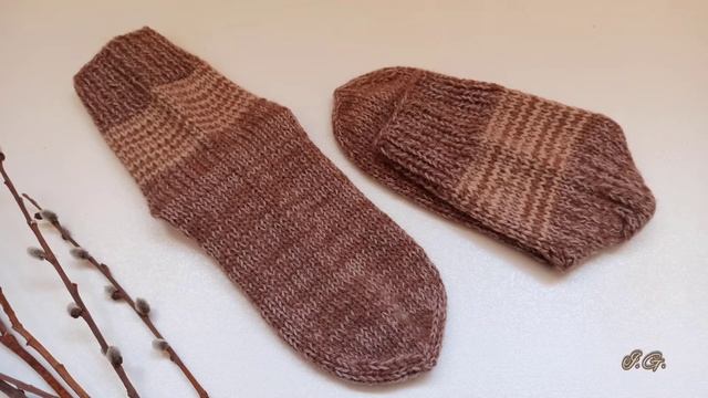 Мужские шерстяные носки "Мечта туриста" #вязаниеспицами #knitting #вязаныеноски #носкиспицами смотреть онлайн