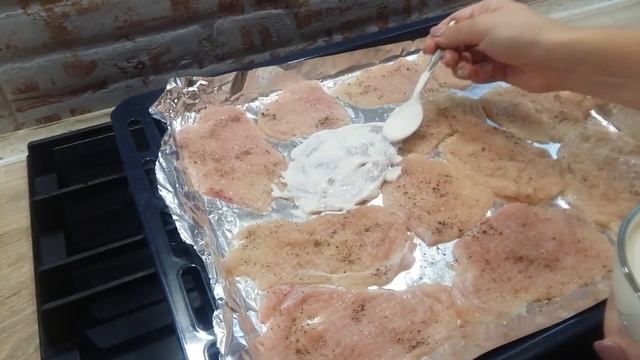 МЯСО ПО-ФРАНЦУЗСКИ ОЧЕНЬ ВКУСНОЕ!!!! Обалденный Рецепт, Как Вкусно Приготовить Мясо По-Французски!! смотреть онлайн