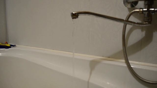 Горячая вода из холодного крана смотреть онлайн