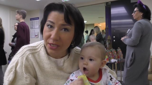 В театре кукол с маленьким ребенком. смотреть онлайн