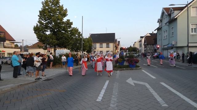 Как французы отмечают День взятия Бастилии. Часть1//France. Le 14 juillet. Fête nationale français смотреть онлайн