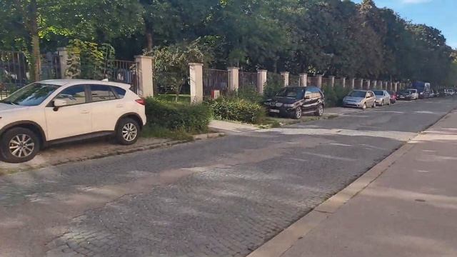 A Day In Germany VLOG Part 1: Flight To Munich, Transport, Cycling Around The City смотреть онлайн