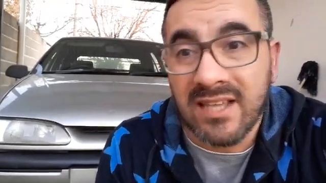Una falla eléctrica en el Renault 19 смотреть онлайн