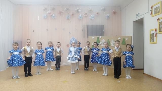 " Хоровод со Снегурочкой" Ансамбль"Звонкие голоса" смотреть онлайн