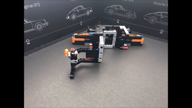 LEGO Technic (42056) - Porsche 911 GT3 RS смотреть онлайн