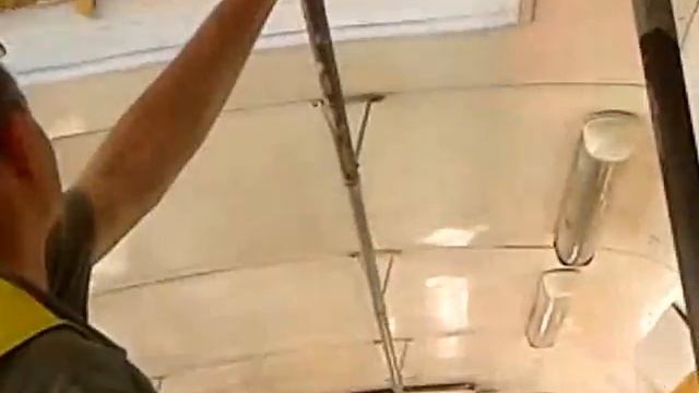 Пожар в трамвае, в городе Краснодаре!!! смотреть онлайн