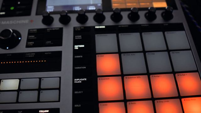 NATIVE INSTRUMENTS MASCHINE+ PLUS TECHNO GROUP AND PATTERNS - FREE DOWNLOAD - смотреть онлайн