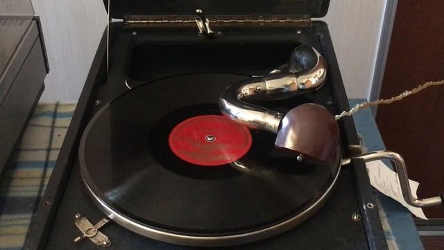 Игрушка (полька) концертный ансамбль смотреть онлайн