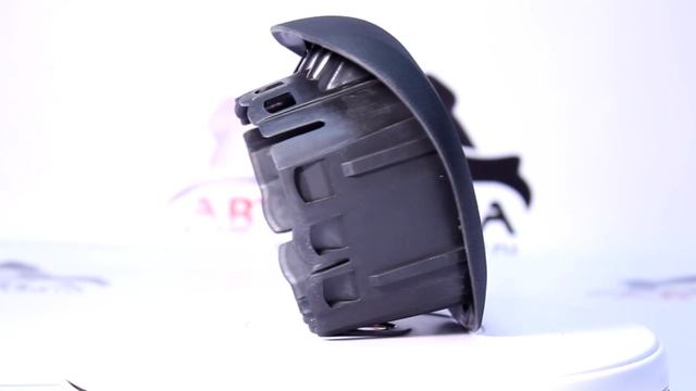 Крышка подушки безопасности руля Airbag SKODA RAPID смотреть онлайн