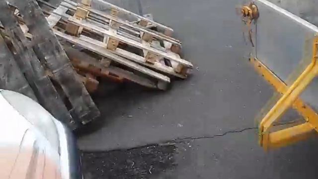 Lange Rover на Немецкой свалке смотреть онлайн