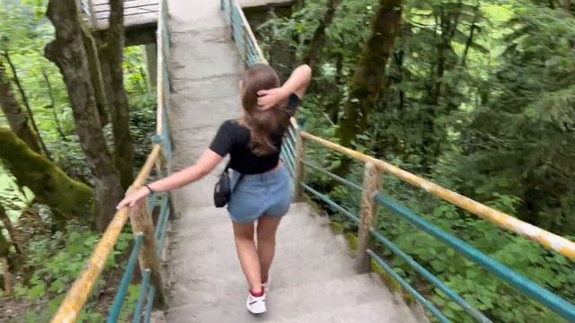 Абхазия. Озеро Рица. Экскурсия по Абхазии. Заброшенный зимний театр. Часть 4. смотреть онлайн