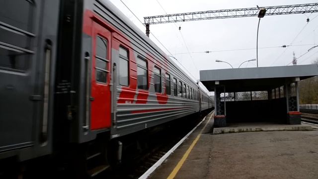 Электровоз ЧС7-207 с поездом Екатеринбург - Оренбург смотреть онлайн