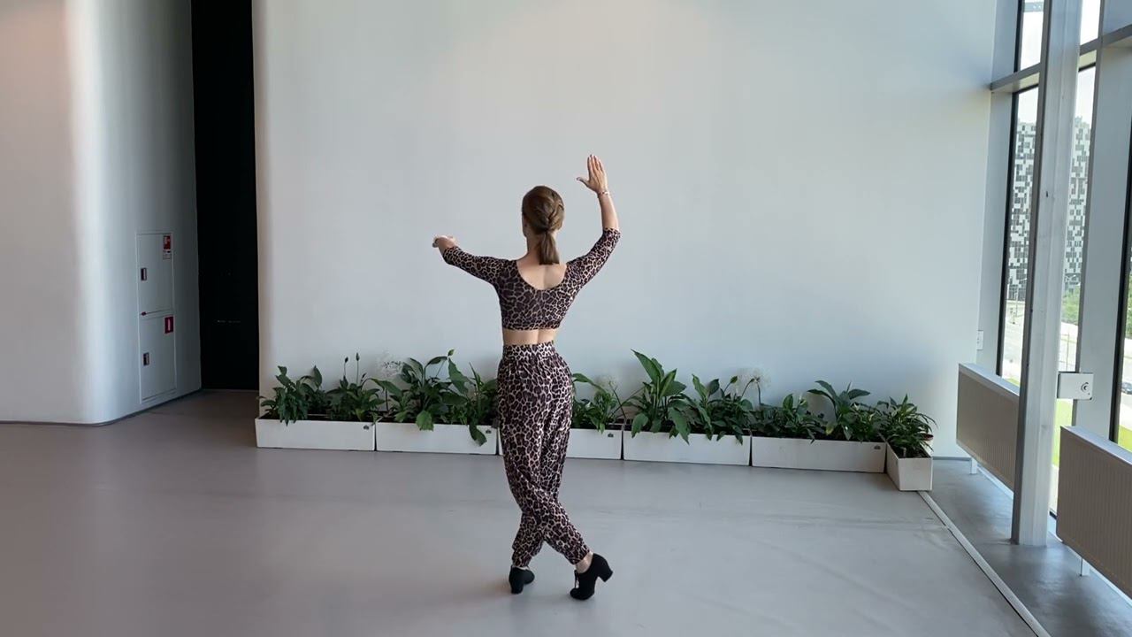 Reverse Top (cha-cha-cha) ISTD/ Левый Волчок (Ча-ча-ча) Империал смотреть онлайн