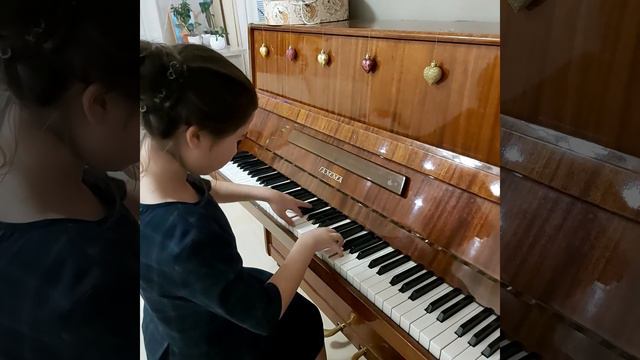 Гамма Ми минор смотреть онлайн