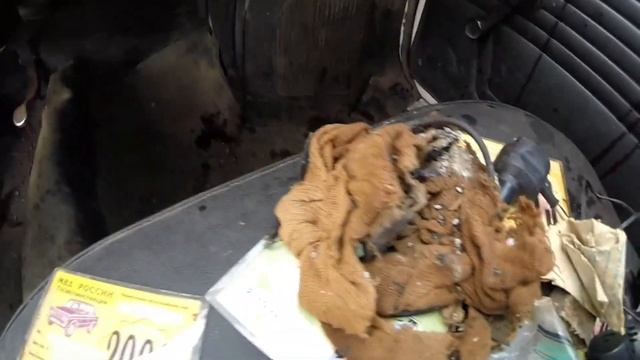 Клад во дворе деревни! Заз 968М простоял в сарае 20 лет!ч1 смотреть онлайн