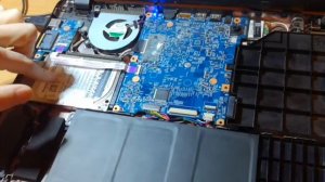 ACER устранение проблемы с аккумуляторной батареей "подключена, не за