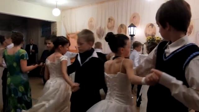 школа Аист, Пушкинский бал 2015, гавот смотреть онлайн