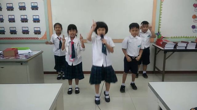 Present Simple Tense : Team Pokemon G.2/4 смотреть онлайн