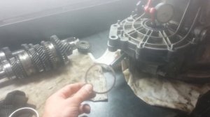 Ваз. Передний привод. Регулируем натяг подшипников.