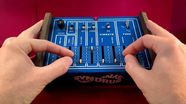 POLLARD SYNDRUM 178 Vintage Analog Drum Synth Triggered By Arturia Beatstep Pro | DEMO смотреть онлайн