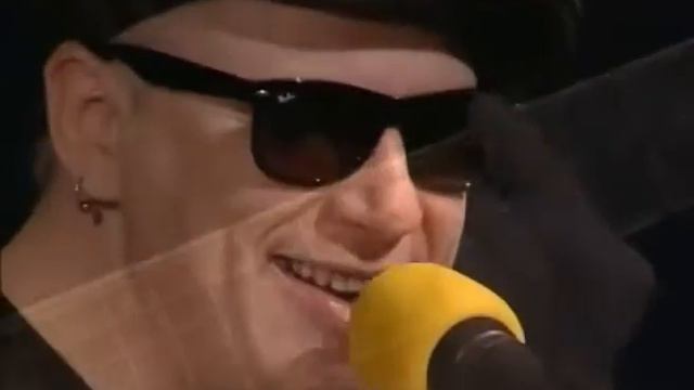 Тараканы - Кто то из нас двоих (акустика) смотреть онлайн