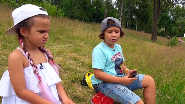 Камиль НЕ ЗНАЕТ как ИЗБАВИТЬСЯ от СЕСТРЫ Чего ХОЧЕТ Аминка?