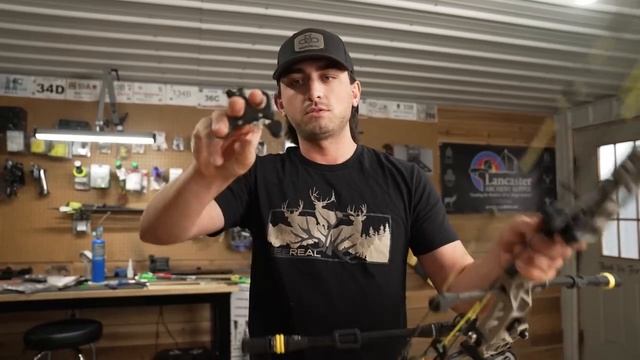 UV BUTTON Why every bowhunter needs this смотреть онлайн