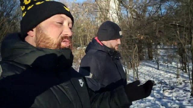 НОВЫЙ ГОД В ОДИНОЧЕСТВЕ ИЛИ В ШУМНОЙ КОМПАНИИ смотреть онлайн