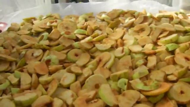 МОЙ СПОСОБ КАК КРАСИВО И ПРАВИЛЬНО СУШИТЬ СУШКУ ИЗ ФРУКТОВ. смотреть онлайн