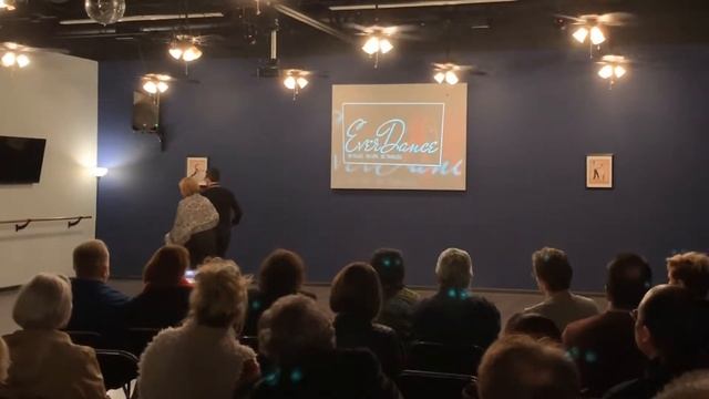 Mickey & Svetlana - Tango смотреть онлайн