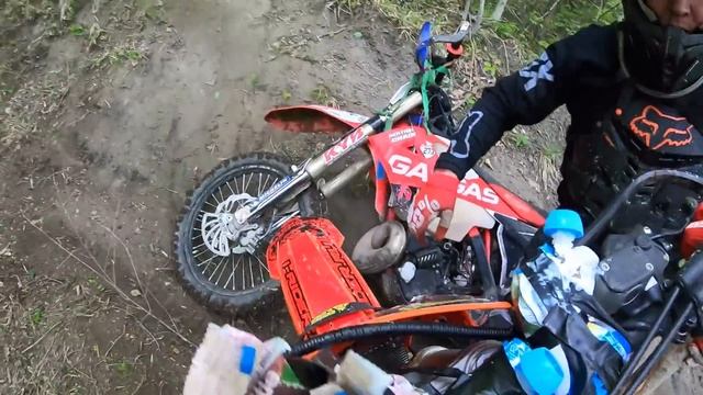 100% Эндуро Геленджик 1 мая 2022 Бронза первый внедорожный день смотреть онлайн