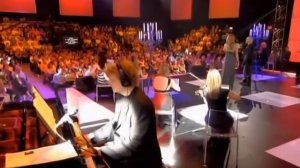 Селин Дион и Флоран Паньи. Зал встал слушая их