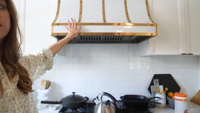 EMPTY APARTMENT TOUR 2021 ? + Clean With Me! | Lucie Fink смотреть онлайн