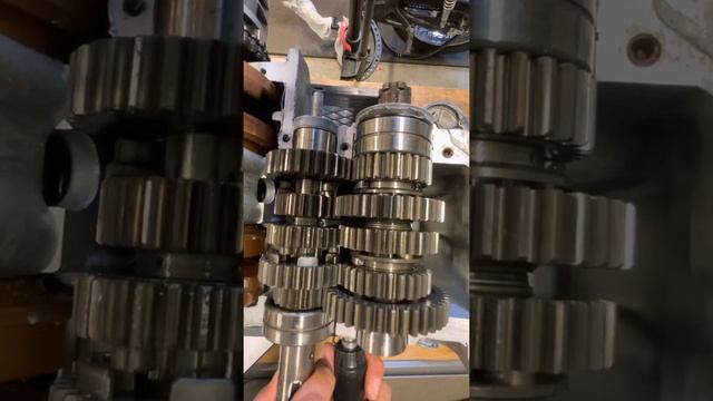 CB450 transmission check смотреть онлайн