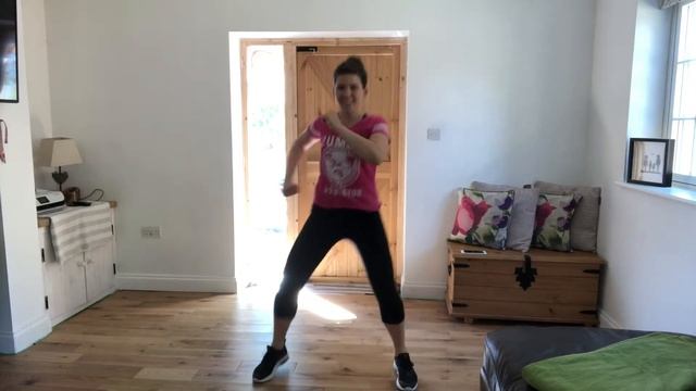 Zumba® Warm Up 1 - VIDA AFROJACK REMIX by Ricky Martin | Zumba With Charlie | #zumba #warmup смотреть онлайн