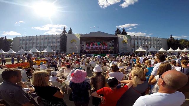 Хор им. Пятницкого - Ой, ты степь широкая смотреть онлайн