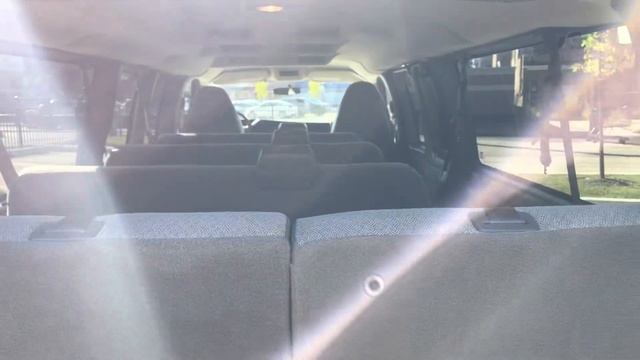 2015 Chevrolet Express 3500 // 15 Passenger Van смотреть онлайн