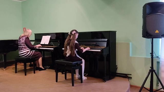 Стрелкова Е. Валуйская ДШИ 1 "Полька-Янка" обр. С. Дементьевой-Васильевой смотреть онлайн