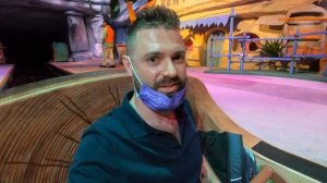 Абу-Даби: Парк развлечений Уорнер Бразерс (Warner Bros. World), все аттракционы и персонажи