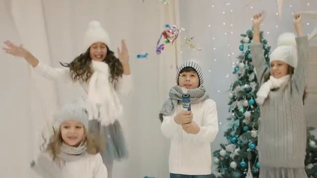 Модели Happy Kids в новогодней съемке от Happy Kids г.Севастополь! смотреть онлайн