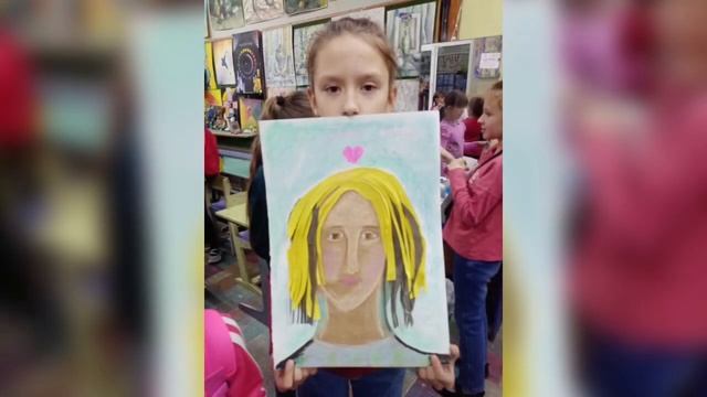 Выставка «Портрет любимой мамы» От участников Арт-студии смотреть онлайн