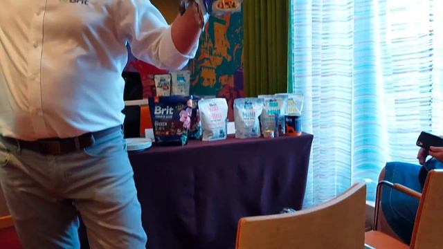 Новое лакомство Брит для собак смотреть онлайн