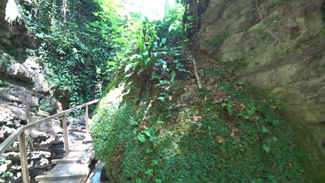 Сочи 2021. Каньон Прохладный, лучшее место -Лазаревский район! Море и пляж в Лоо..mp4 смотреть онлайн