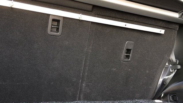 Фиксирующая планка задних сидений (Киа Соренто)