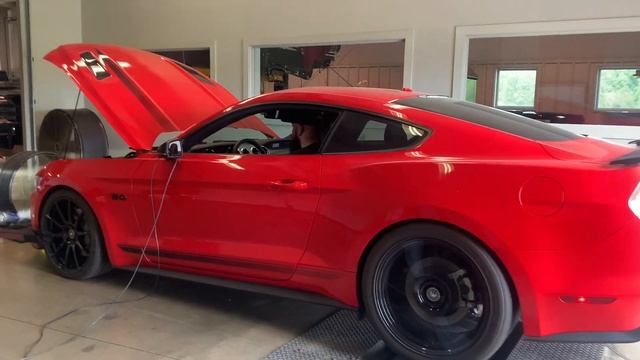2017 Mustang GT Auto (ROUSH PHASE 2 SUPERCHARGER) & Other Mods Dyno смотреть онлайн