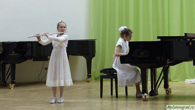 Ю. Должиков. "Русская сюита". Исполняют Анастасия Попова (флейта) и Александра Дудина (ф-но) смотреть онлайн