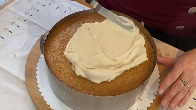 TRAUMHAFT LECKER! ? CAPPUCCINO-HASELNUSS-SAHNETORTE OHNE GELATINE | REZEPT VON SUGARPRINCESS ? смотреть онлайн