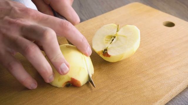 Если у вас есть 1 яйцо и 1 яблоко, приготовьте этот рецепт за 5 минут! Новый и простой рецепт смотреть онлайн