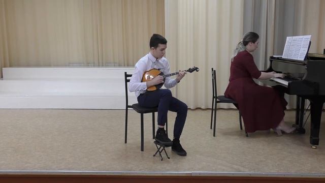 Комаров Даниил, 14 лет / преподаватель Власенко Т.А. / концертмейстер Батурина И.А. смотреть онлайн